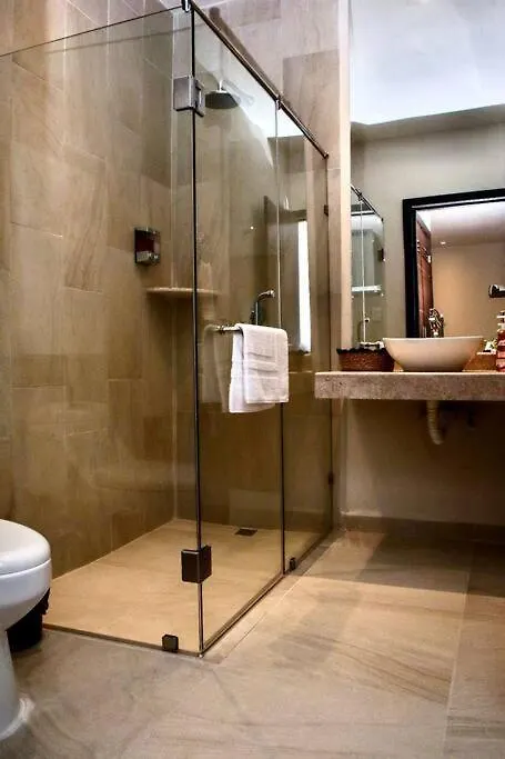 New Modern Condo In Playa Del Carmen Appartement